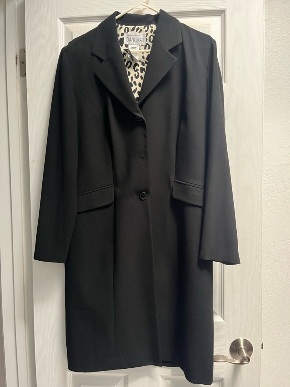 Dani Max Women's Black Long Blazer Coat with Leopard Lining